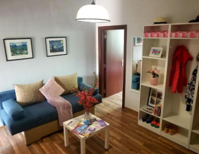 Plovdiv Top Center 2 Bdrm Apartment, 5min from Central Square & Garden, FREE Parking
